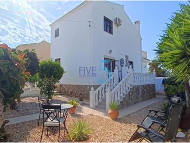 Chalet en venta en Urbanización Monteazul, el Baix Segura / La Vega Baja