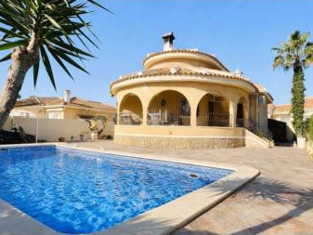 Chalet en venta en Urbanización Monteazul, el Baix Segura / La Vega Baja
