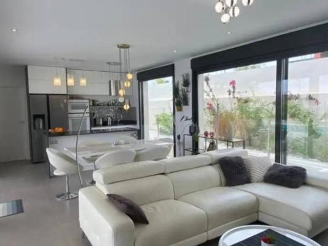 Chalet en venta en la Marina Baixa, Valencia