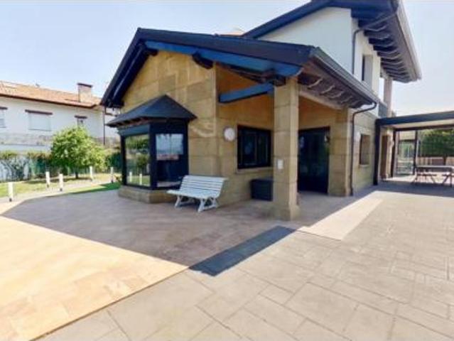 Chalet en venta en Berango, Guipúzcoa