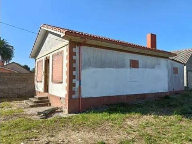 Chalet en venta en Bergondo, A Coruña