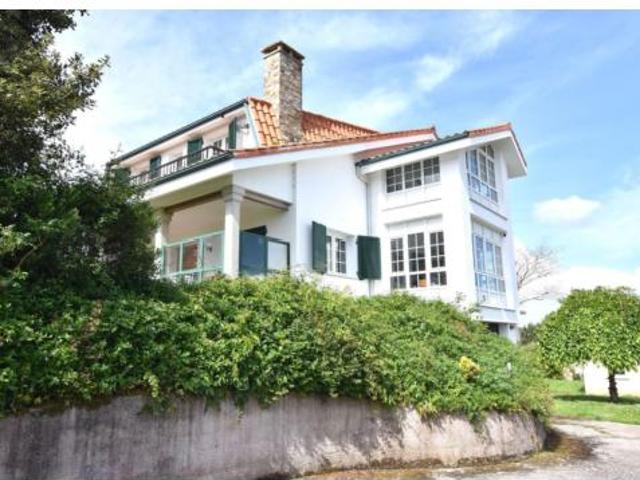 Chalet en venta en Bergondo, A Coruña