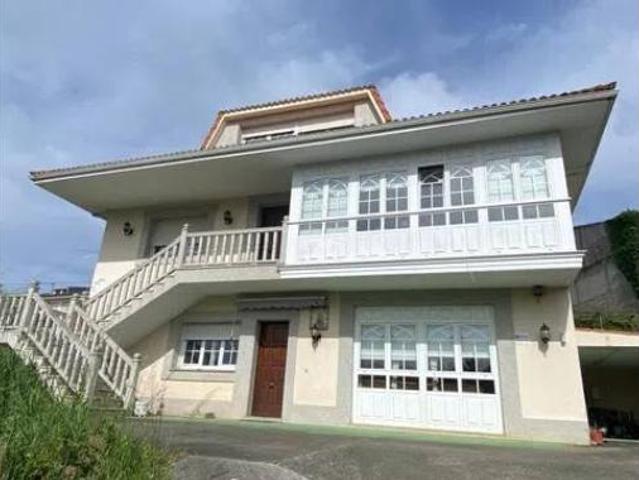 Chalet en venta en Betanzos, Galicia
