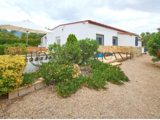 Chalet en venta en l'Alt Vinalopó / El Alto Vinalopó, Valencia
