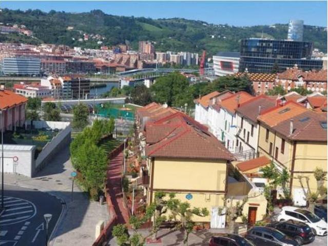 Chalet en venta en Bilbao, Bentazaharra