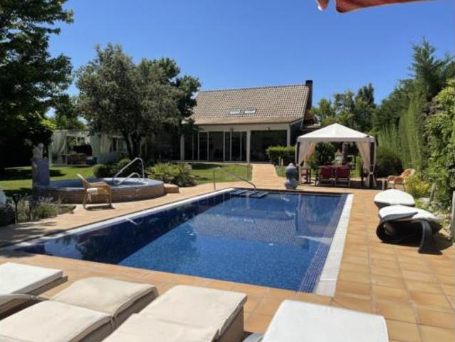 Chalet en venta en Urbanizaciones Noroeste, Boadilla Del Monte