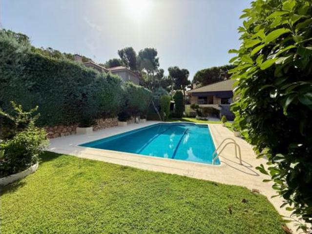 Chalet en venta en Viñas Viejas, Boadilla Del Monte