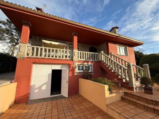 Chalet en venta en Boiro, A Barbanza
