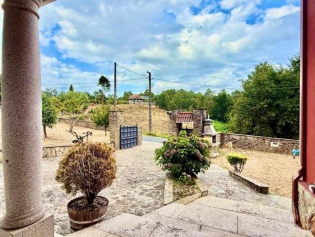 Chalet en venta en Boqueixón, Santiago