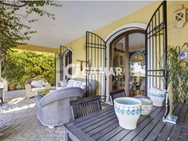 Chalet en venta en Bormujos, Sevilla