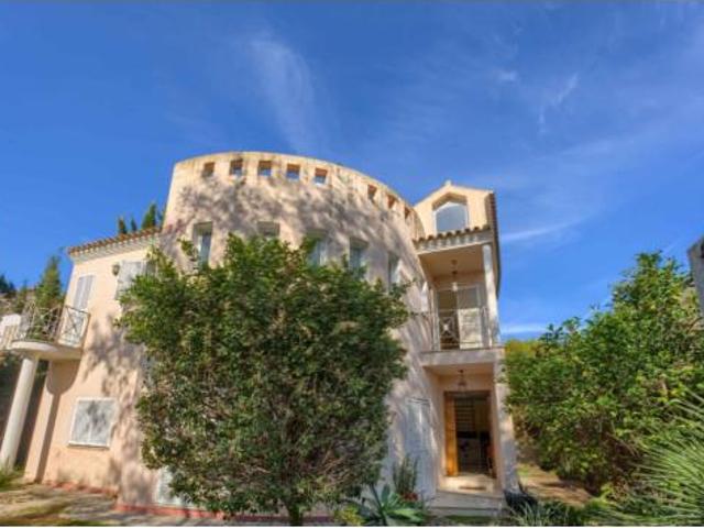 Chalet en venta en Urbanización El Zaudín, Bormujos