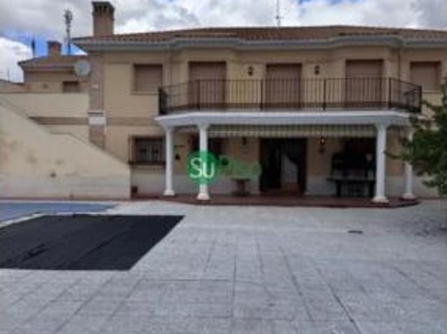 Chalet en venta en Borox, Castilla-La Mancha