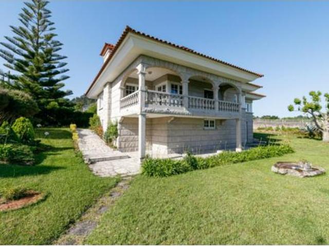 Chalet en venta en Beluso, O Morrazo