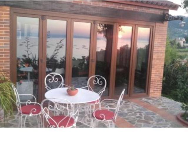Chalet en venta en Cela, O Morrazo