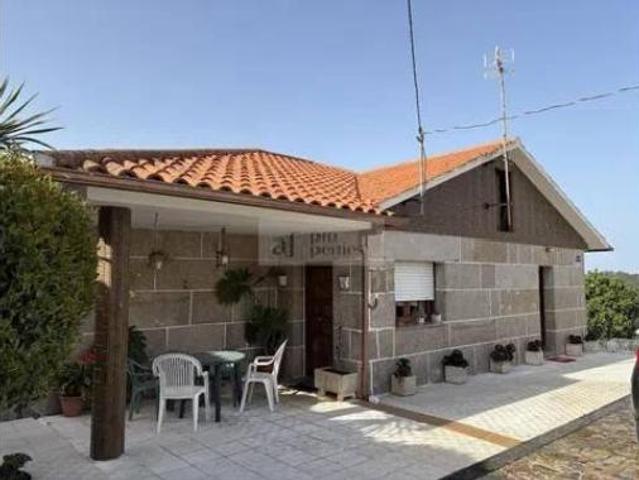 Chalet en venta en Beluso, O Morrazo
