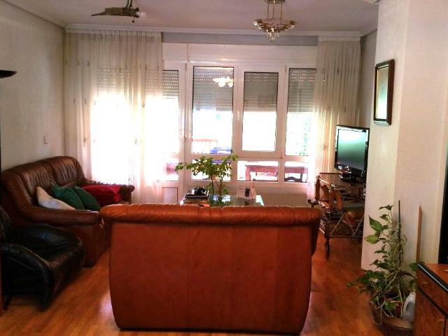 Chalet en venta en Allende, Miranda De Ebro