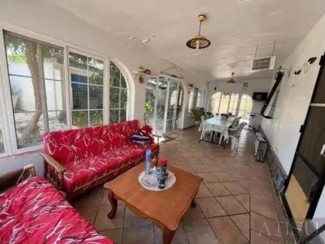 Chalet en venta en Pisnella, l'Alacantí