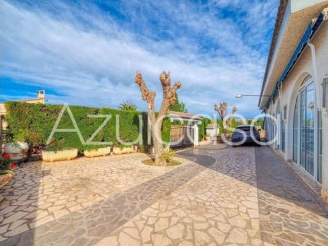 Chalet en venta en Pisnella, l'Alacantí