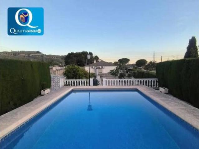 Chalet en venta en Pisnella, l'Alacantí