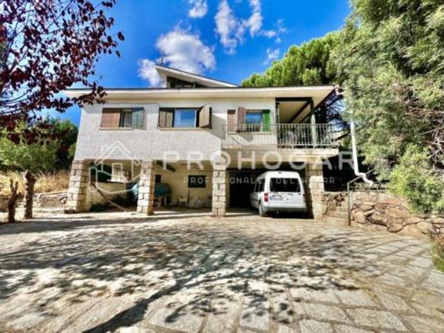 Chalet en venta en Bustarviejo, Madrid