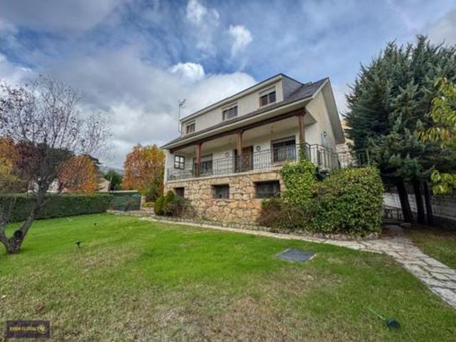 Chalet en venta en Sexmo de Lozoya, Bustarviejo