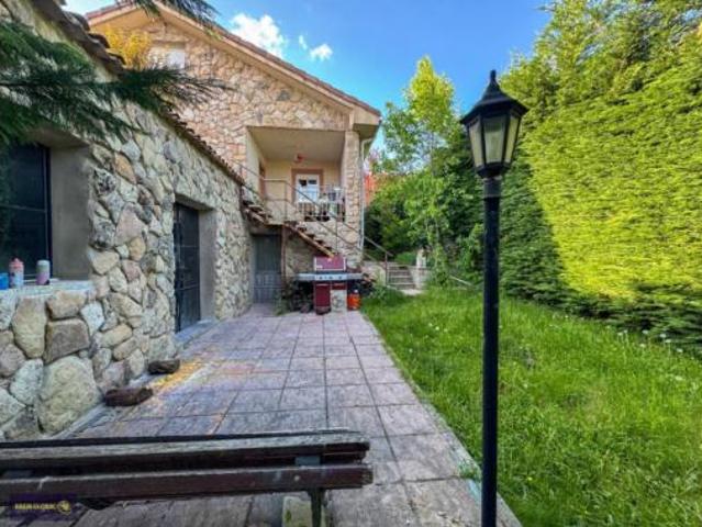 Chalet en venta en Sexmo de Lozoya, Bustarviejo