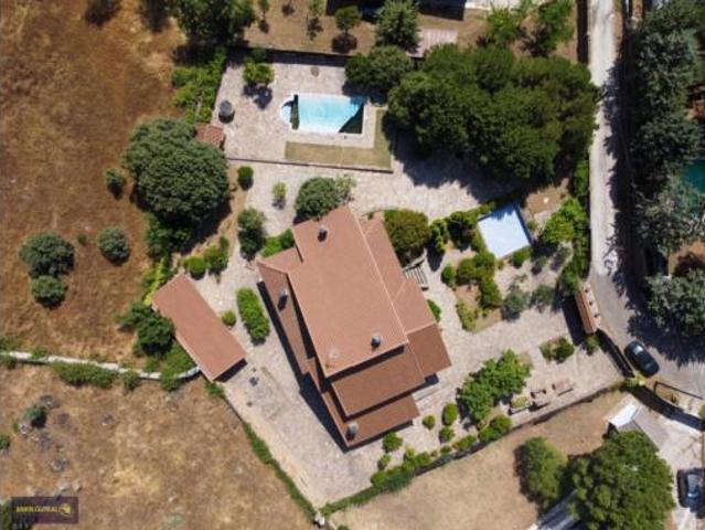 Chalet en venta en Cabanillas De La Sierra, Madrid