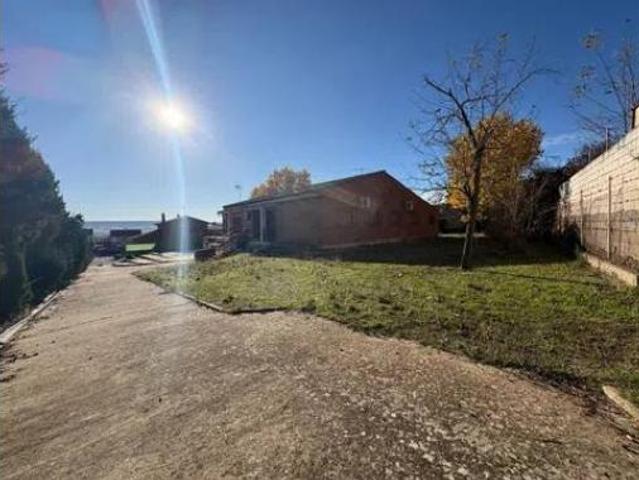 Chalet en venta en Cabanillas Del Campo, Castilla-La Mancha