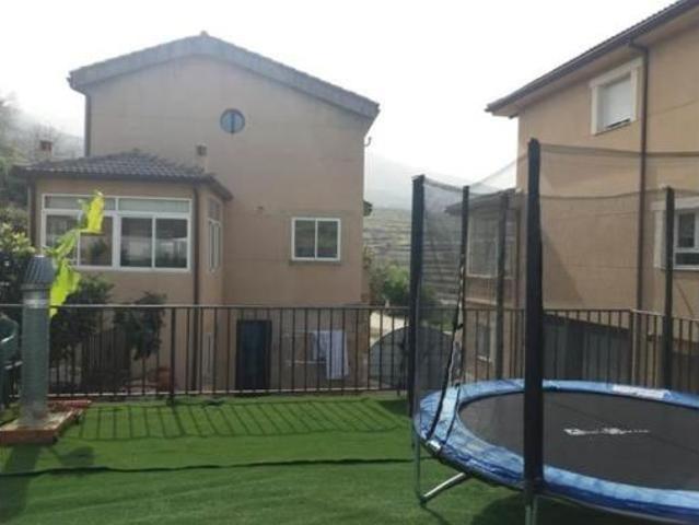 Chalet en venta en Cabezuela Del Valle, Extremadura