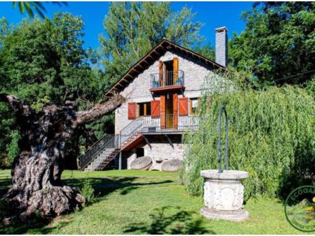 Chalet en venta en Cabrillanes, Castilla y León