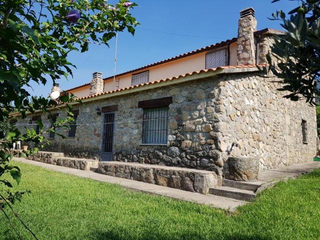 Chalet en venta en Losar De La Vera, Extremadura