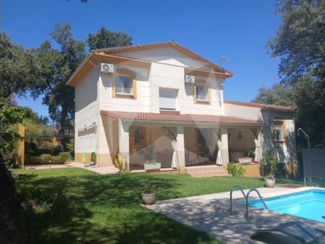 Chalet en venta en Ceres Golf, Cáceres