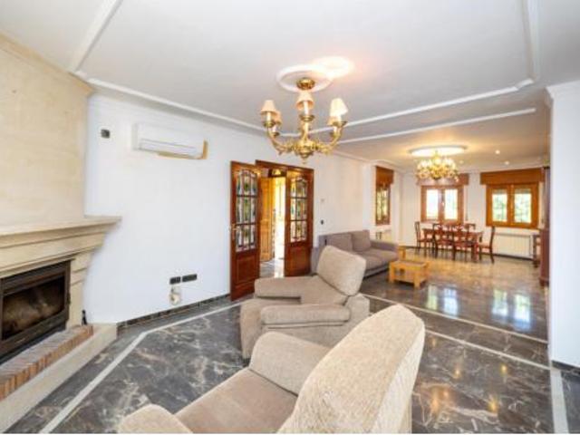 Chalet en venta en Cájar, Granada