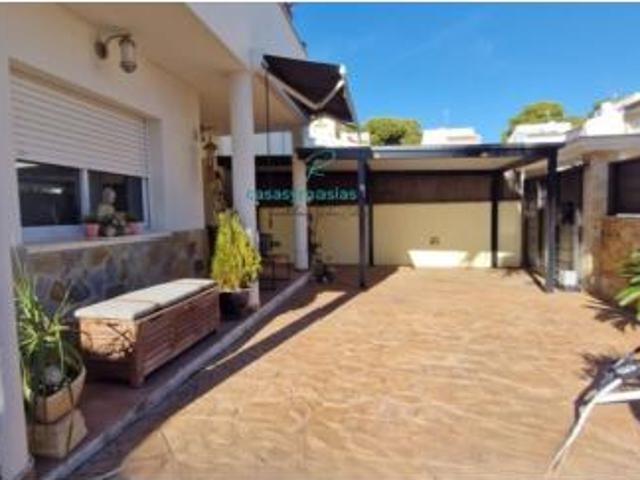 Chalet en venta en Segur de Calafell, Baix Penedès