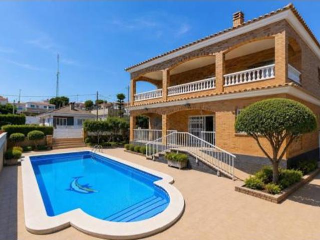 Chalet en venta en Segur de Calafell, Baix Penedès