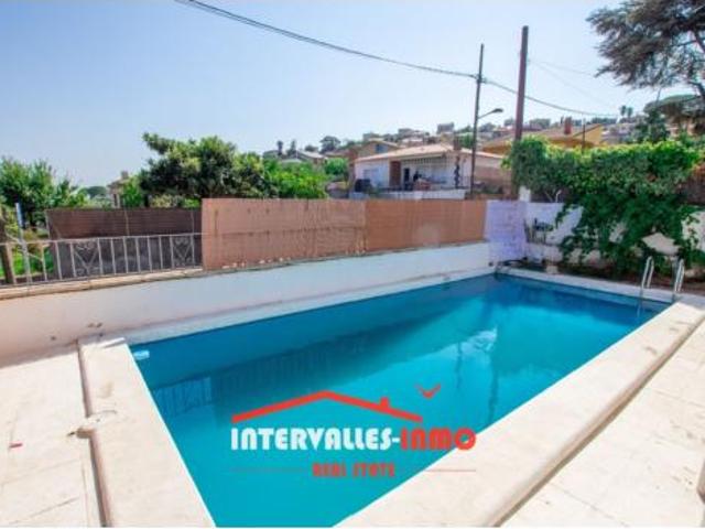 Chalet en venta en els Saulons, Vallès Oriental