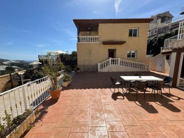 Chalet en venta en la Marina Baixa, Valencia