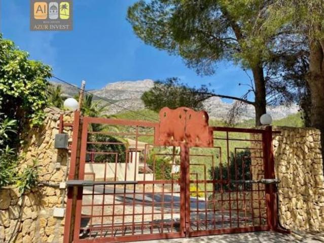Chalet en venta en Urbanització Santa Clara, la Marina Baixa