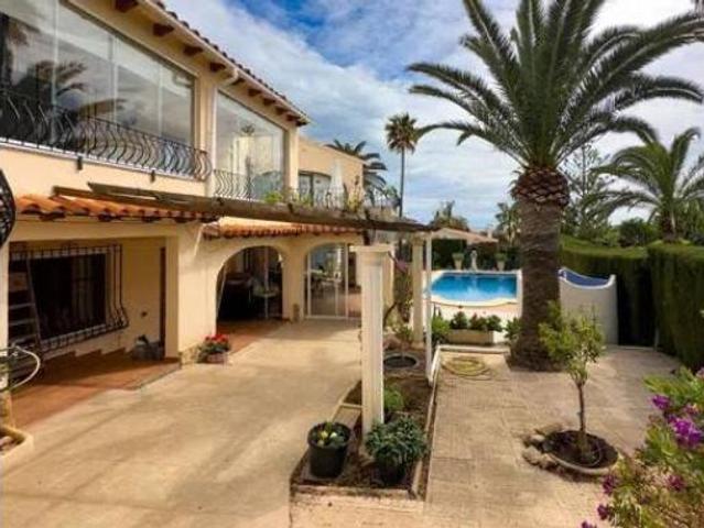 Chalet en venta en Urbanització Les Cometes, la Marina Alta