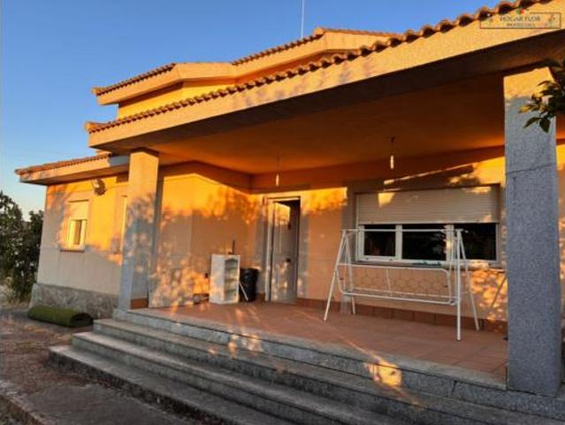 Chalet en venta en Calvarrasa De Arriba, Castilla y León