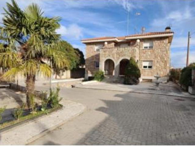 Chalet en venta en Calzada De Valdunciel, Castilla y León