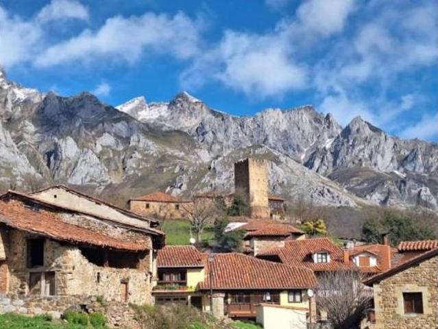 Chalet en venta en Camaleño, Cantabria