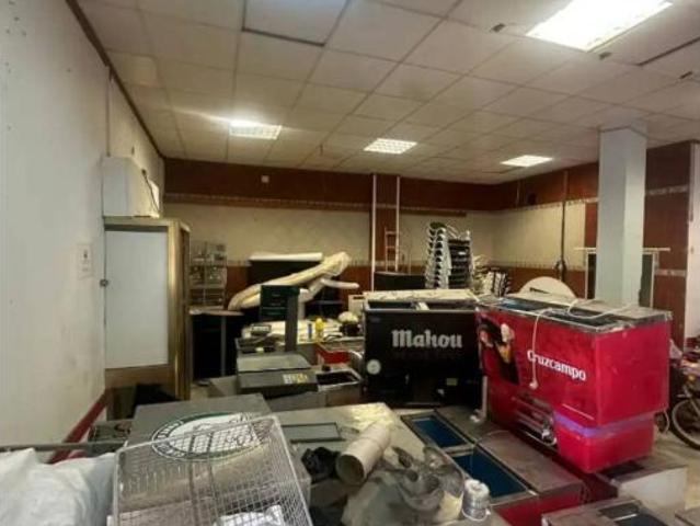 Chalet en venta en Coca de la Piñera, Camas