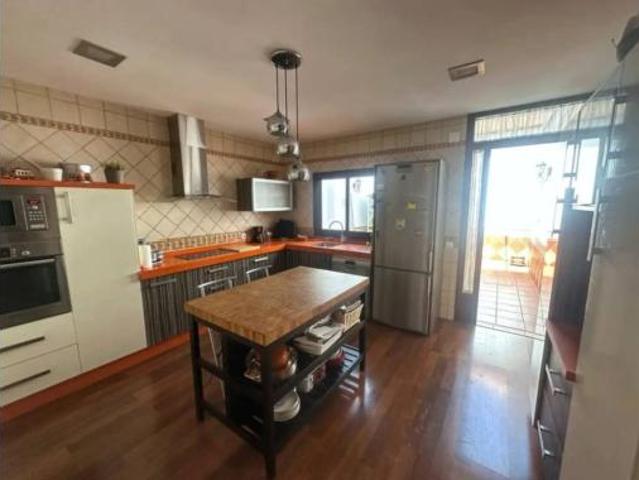 Chalet en venta en Camas, Andalucía