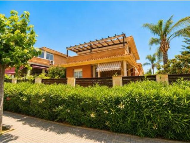 Chalet en venta en Vilafortuny, Baix Camp