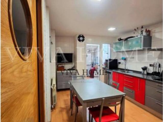 Chalet en venta en Campo Real, Madrid