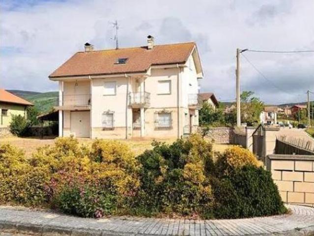 Chalet en venta en Campoo De Yuso, Cantabria