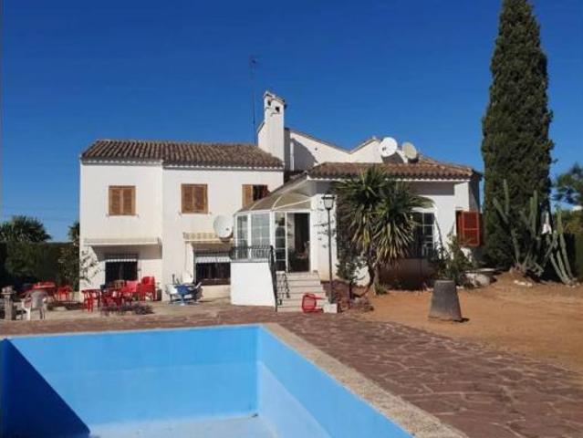 Chalet en venta en Canals, València / Valencia