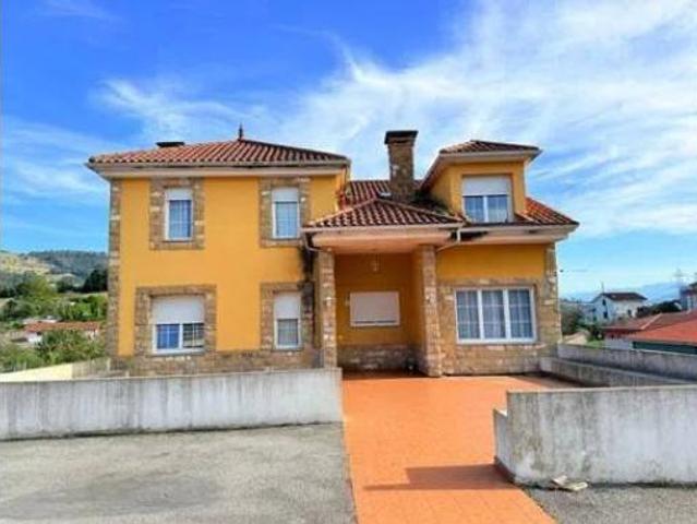 Chalet en venta en Candamo, Asturias