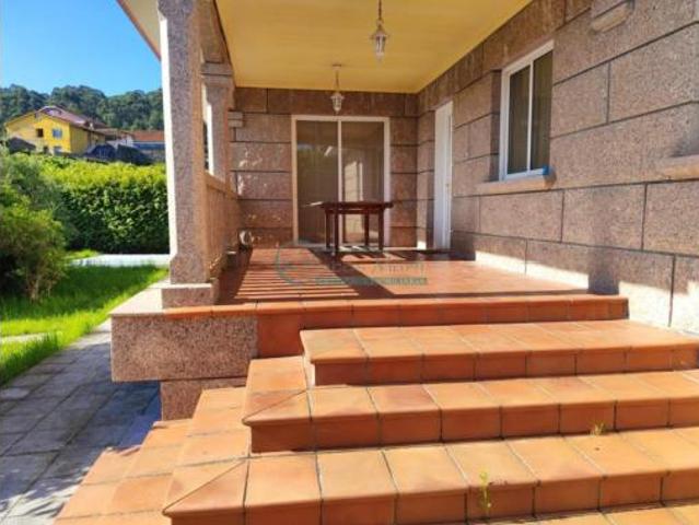 Chalet en venta en O Hío, O Morrazo